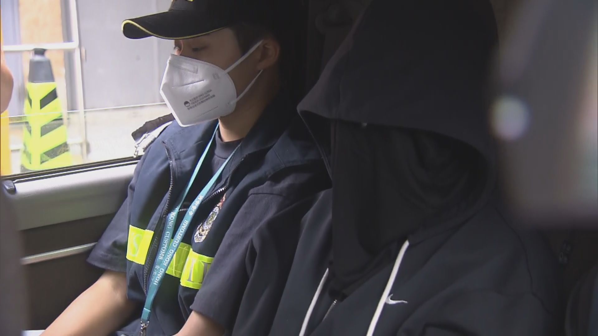 海關反走私檢六合彩彩票　拘捕一對夫婦