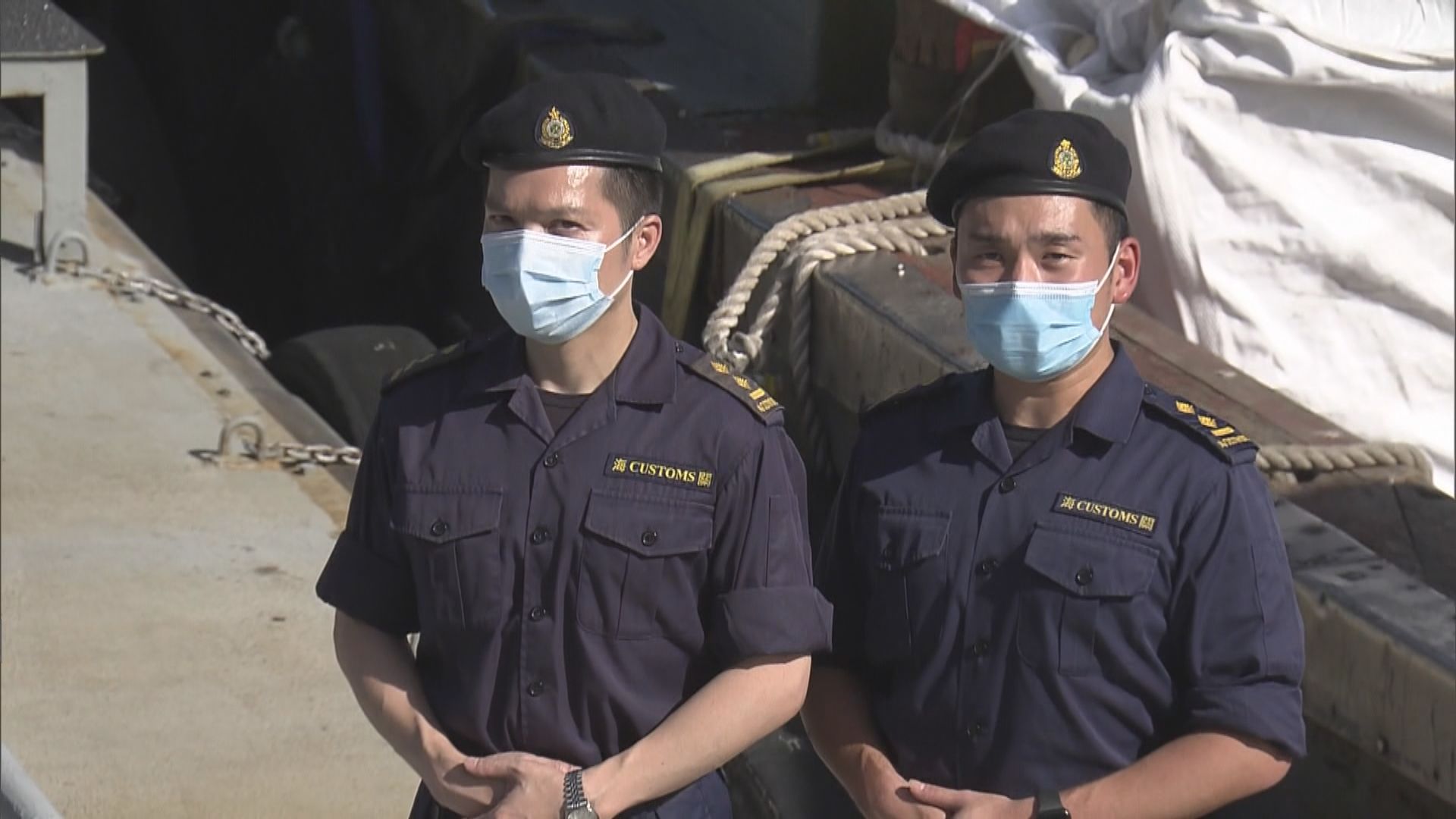 海關拘捕5人涉經海路走私約290萬元凍肉