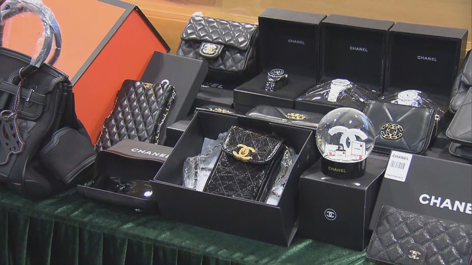 海關檢獲約180萬元網上冒牌貨　拘22人