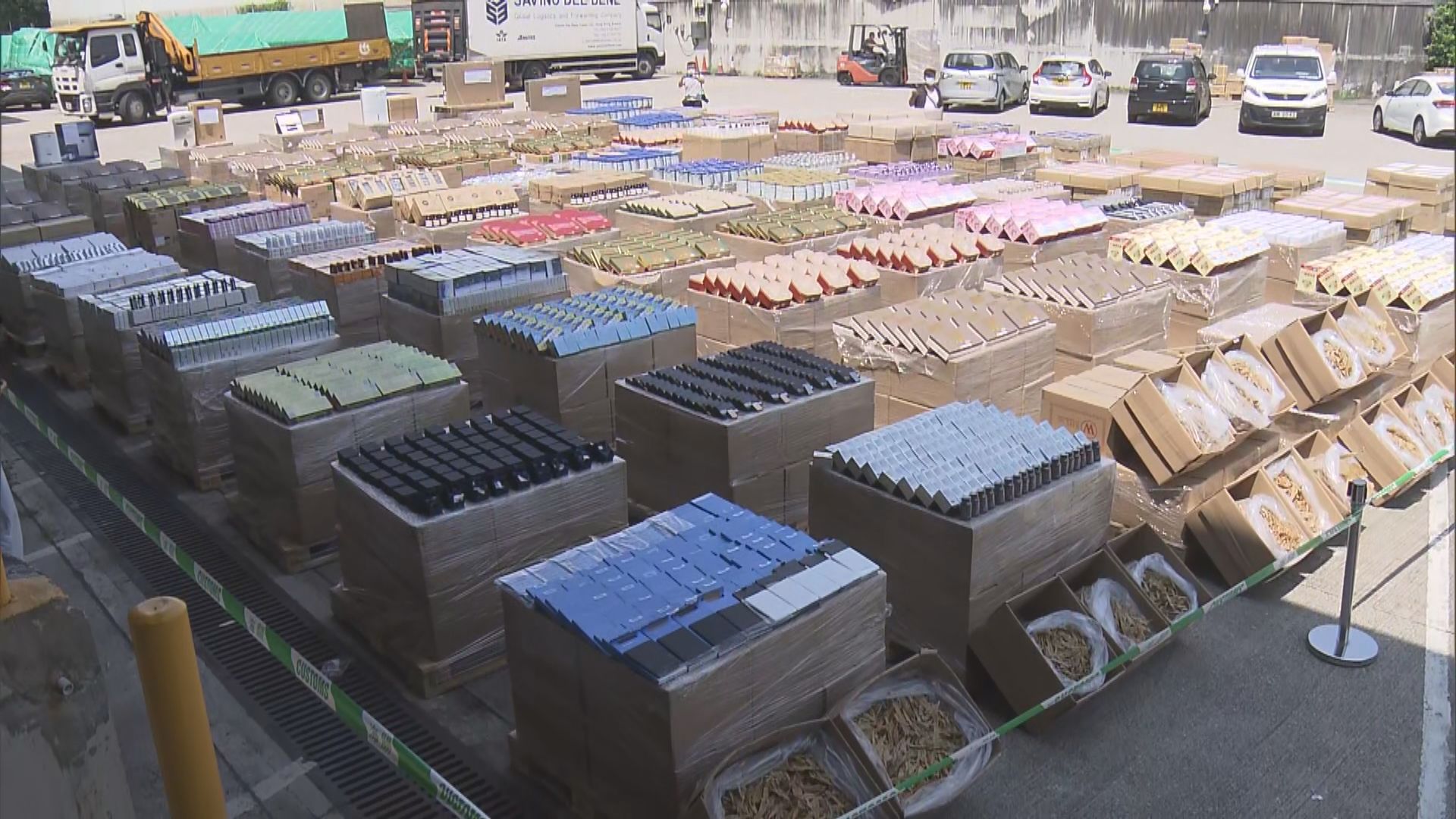 海關海上反走私行動檢4300萬走私貨　一名女子被捕