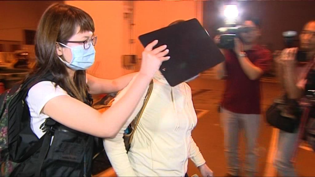 海關拘美甲店女董事涉違商品說明條例