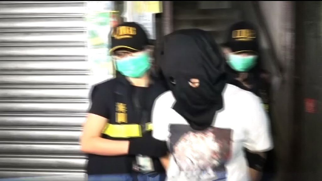 海關機場檢藏毒郵件拘一人