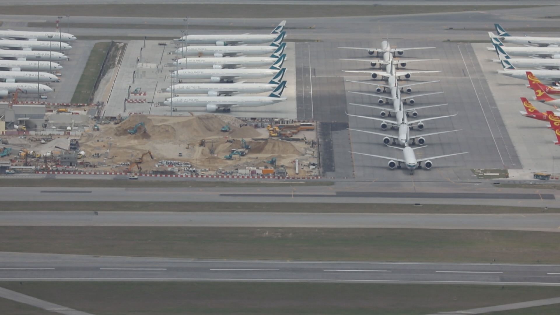 學者：今年夏天航空業務大幅下滑　無可避免以裁員節流