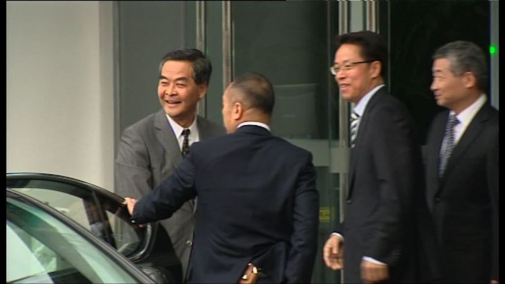 特首辦：特首不時與中聯辦會面交流