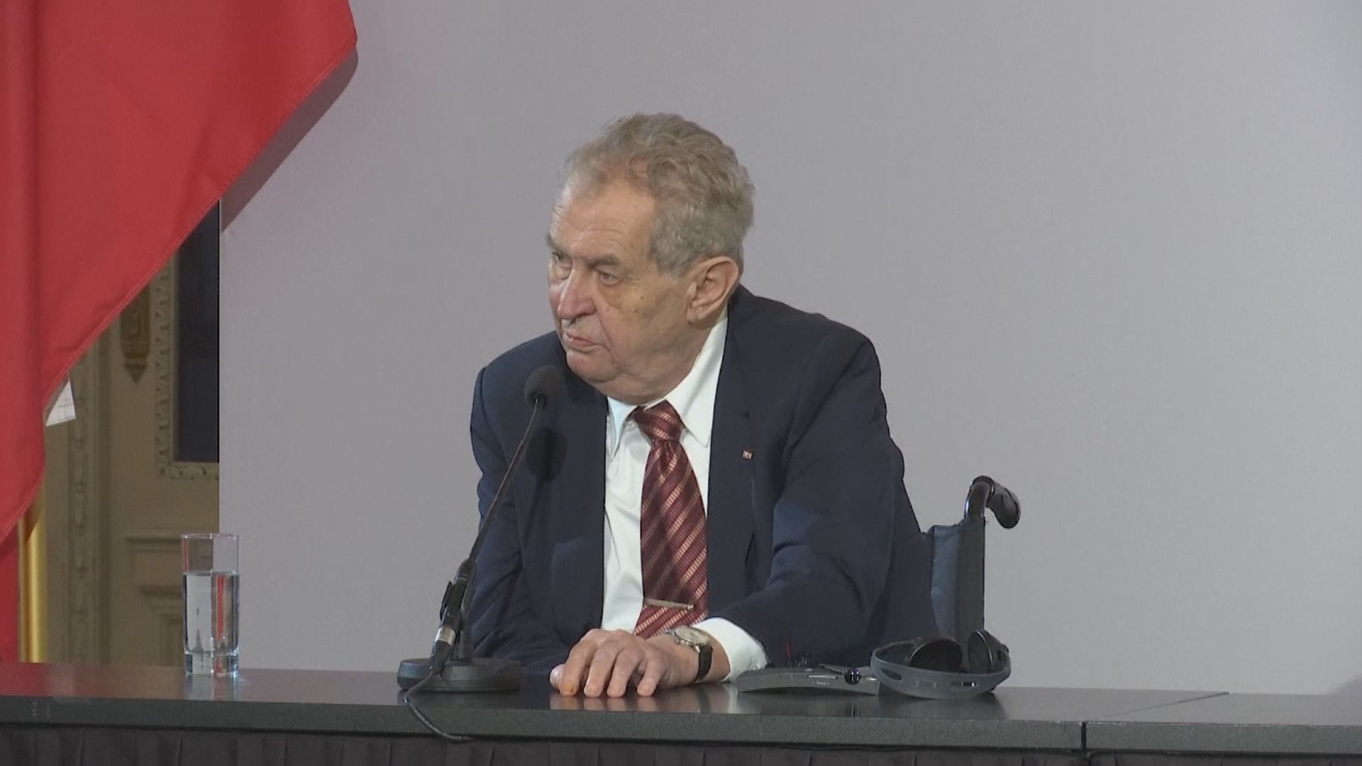 捷克總統澤曼批評跨性別人士噁心