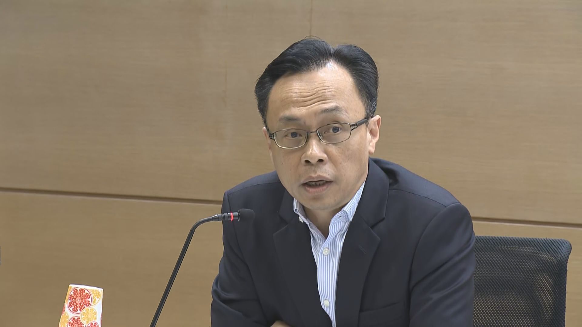 聶德權：公務員同屬特區及國家　工作時需考慮雙重身分