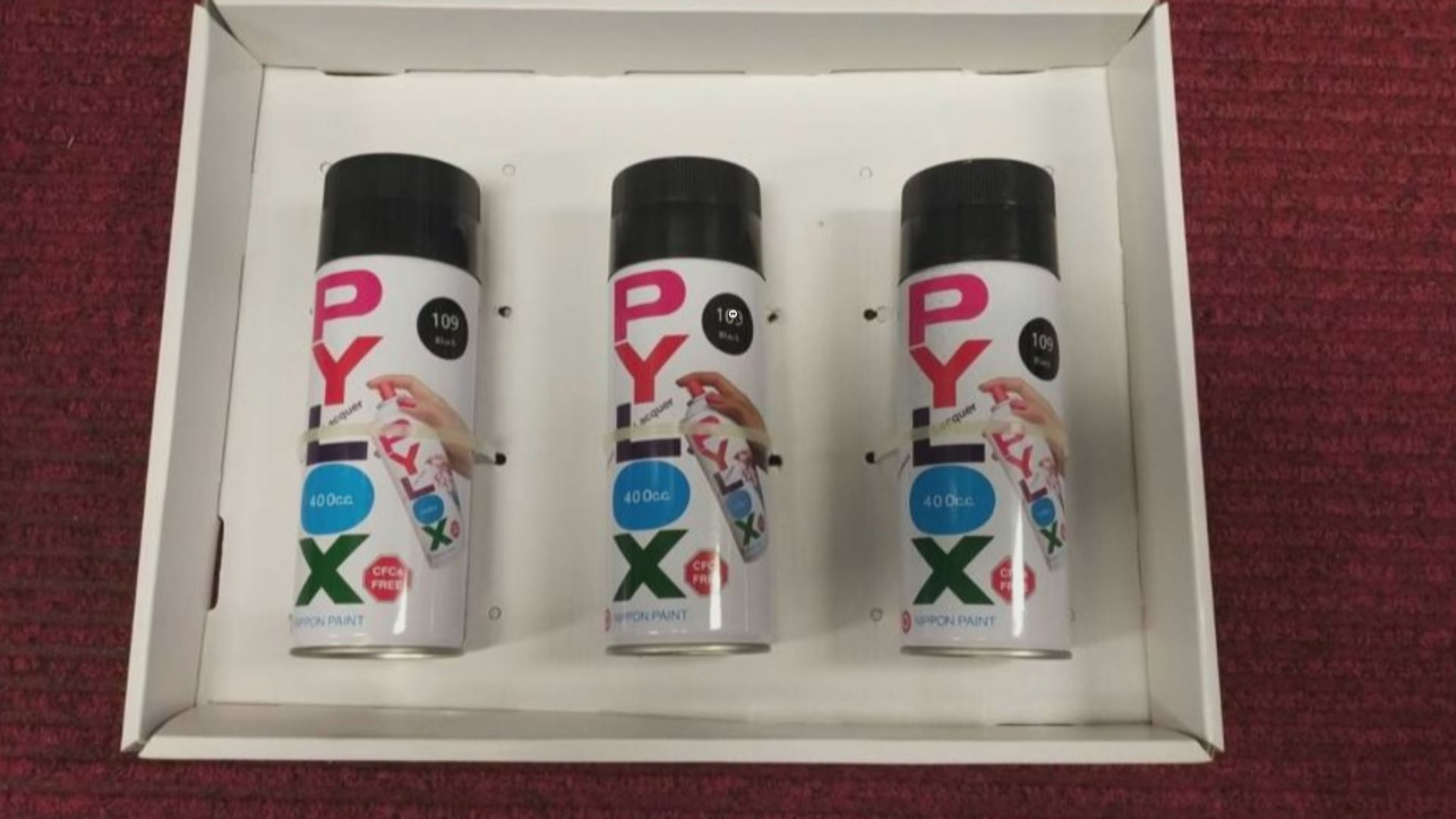 警方拘男子涉向特首辦投擲墨水