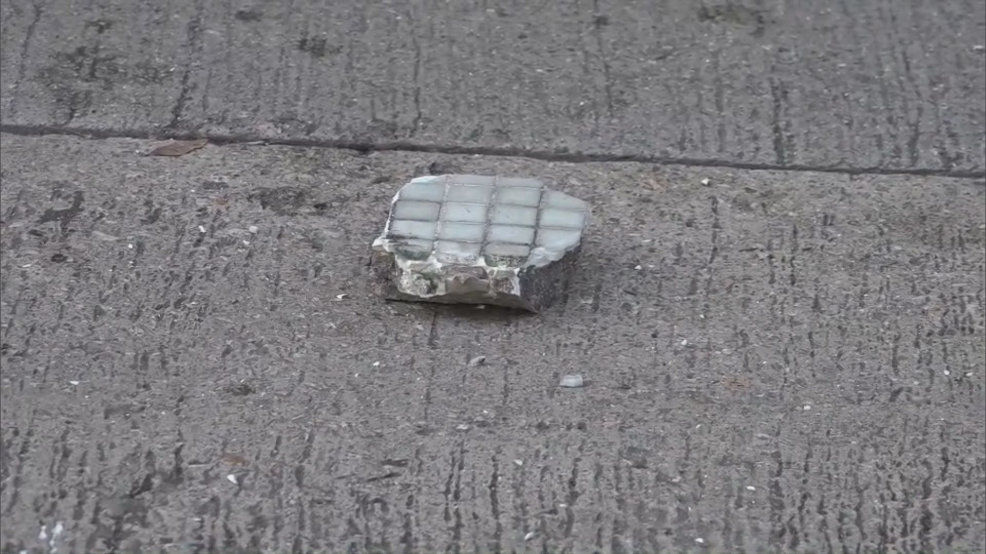 旺角工廈石屎剝落 擊中私家車無人傷