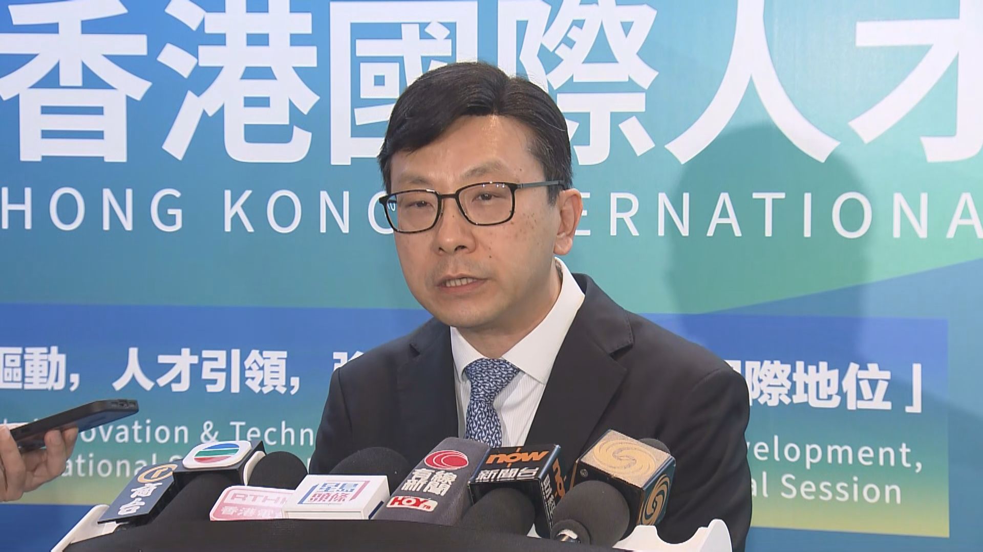非常父母虐兒案　父母為男嬰取得出世紙　孫玉菡：男嬰情況良好