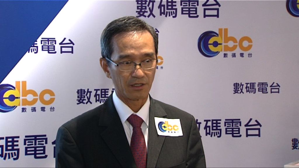 黃遠輝：不傾向公屋一刀切免租