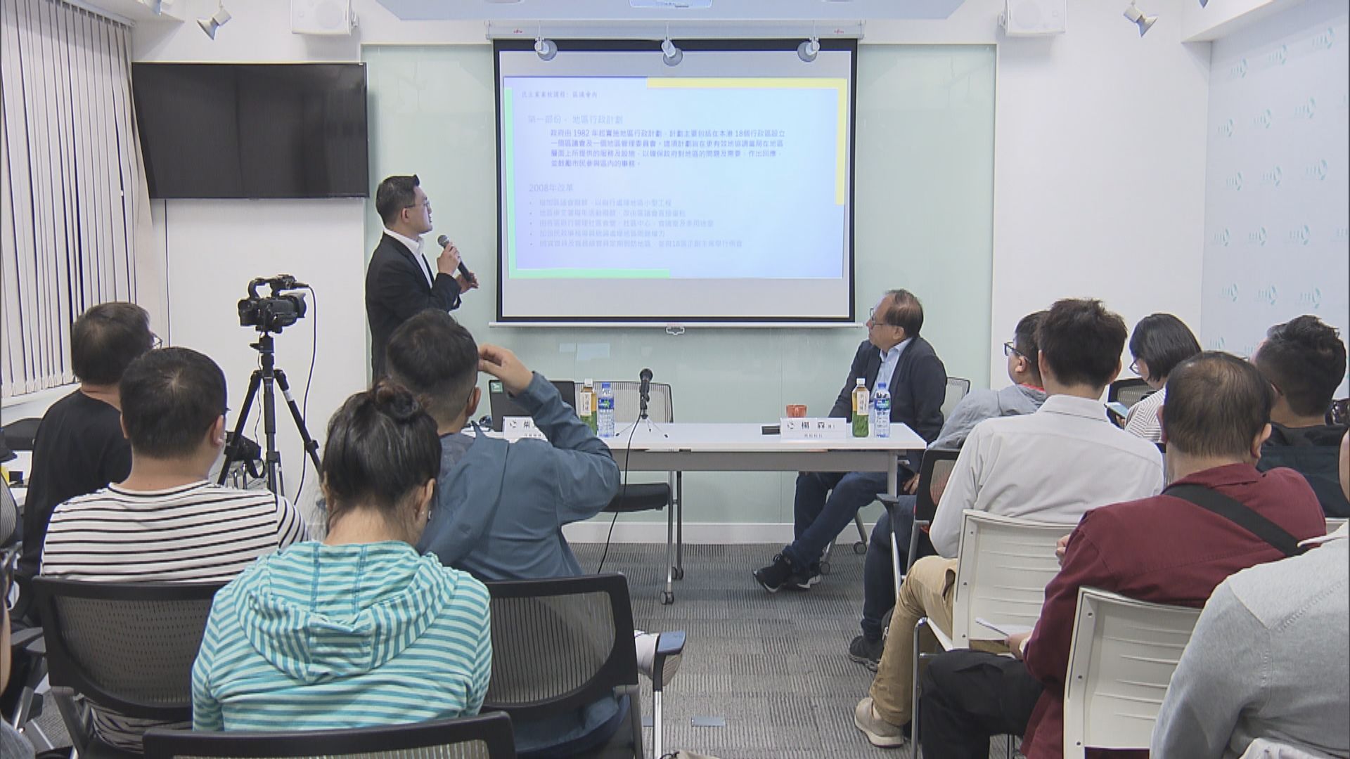 【區選之後】泛民辦學習班　向新丁議員傳授經驗