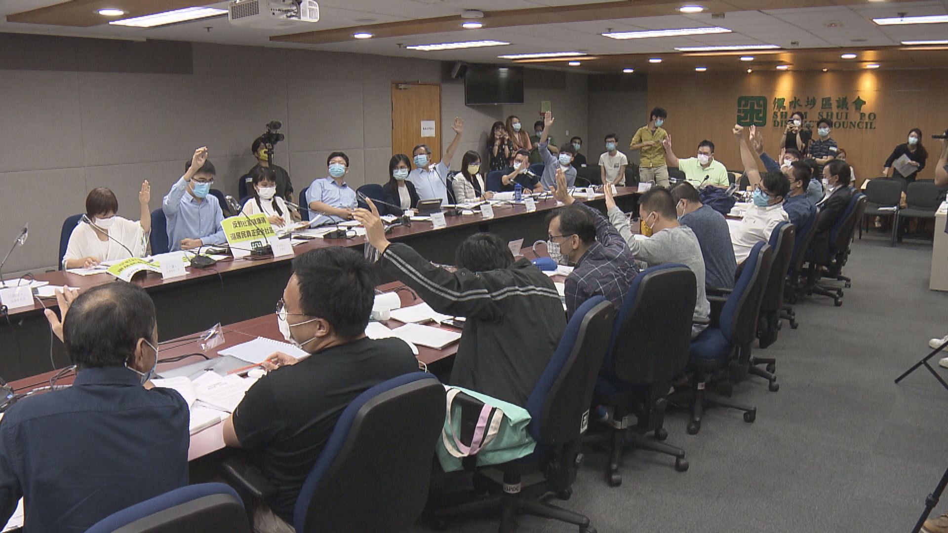 政府消息：區議員宣誓追薪方案有變　或追討兩個月薪津