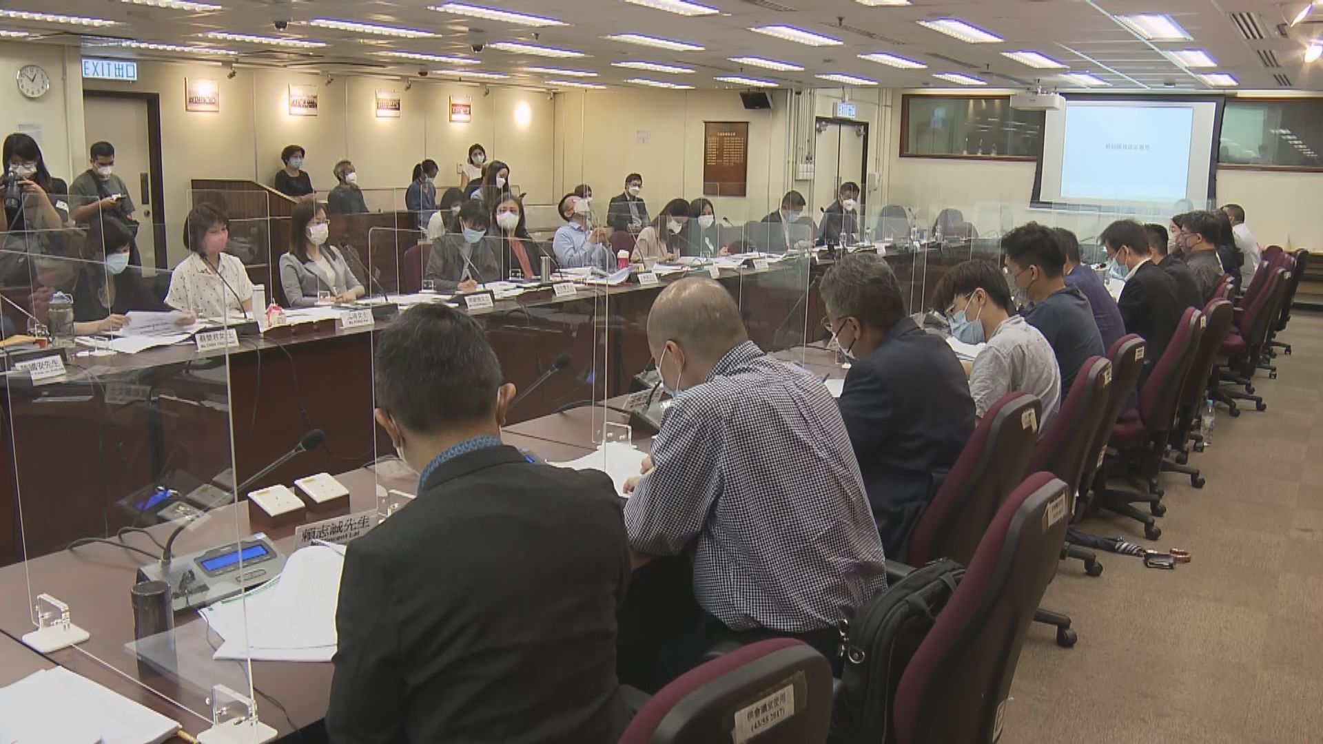 粉嶺高爾夫球場發展計劃遭多名北區區議員反對