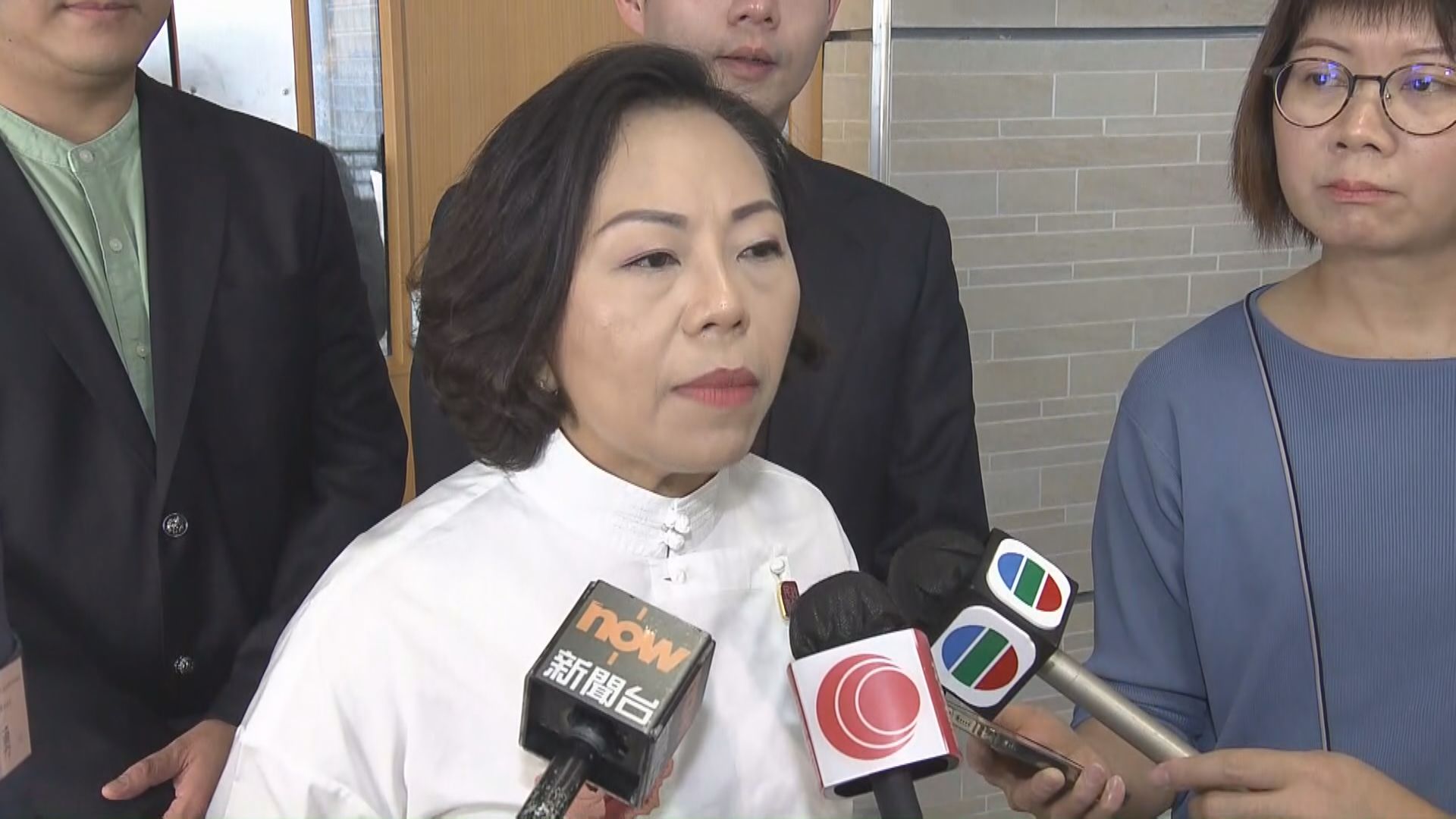 麥美娟：如需接觸三會成員 民政處可代為轉達