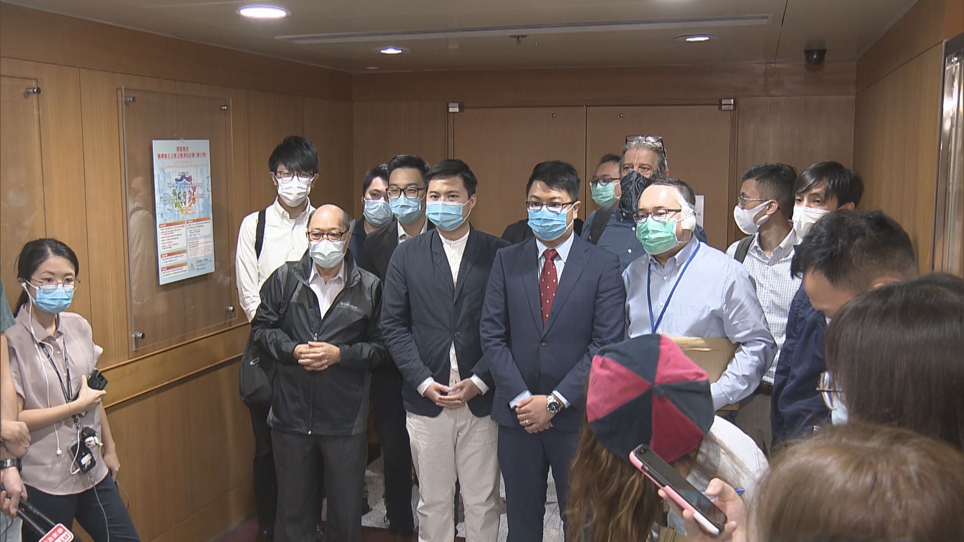 徐英偉未正面回應要求　民主派區議會代表對會面感失望