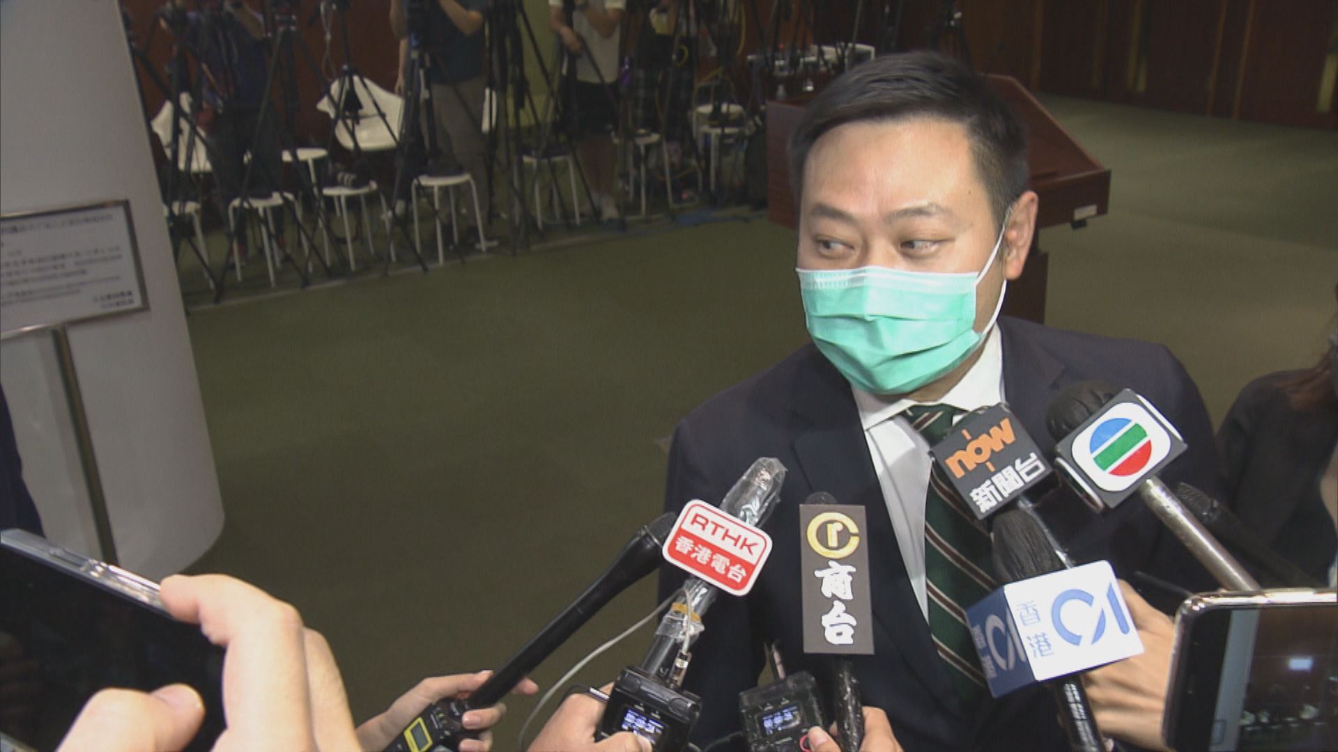 徐英偉：會適時公布區議員宣誓細節