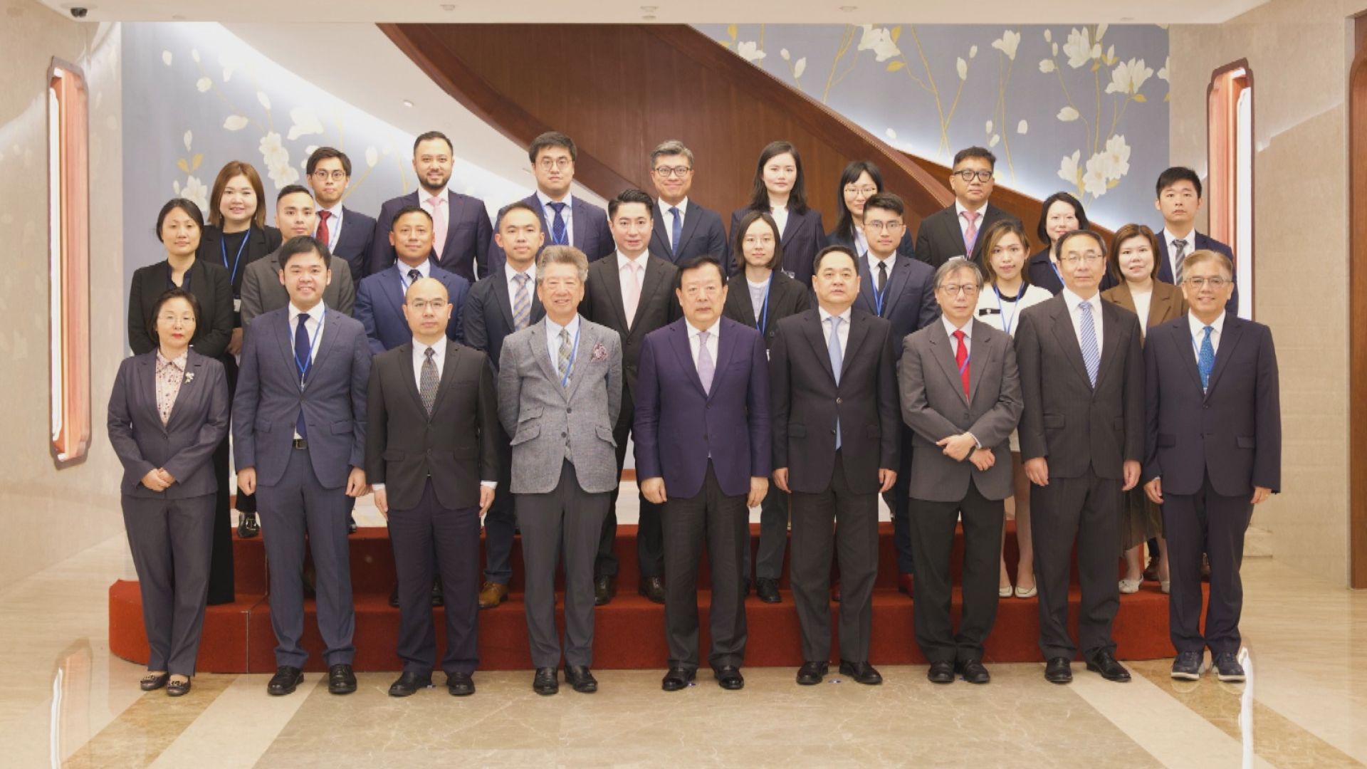 夏寶龍晤民主思路訪京團 對其發揮作用表示肯定