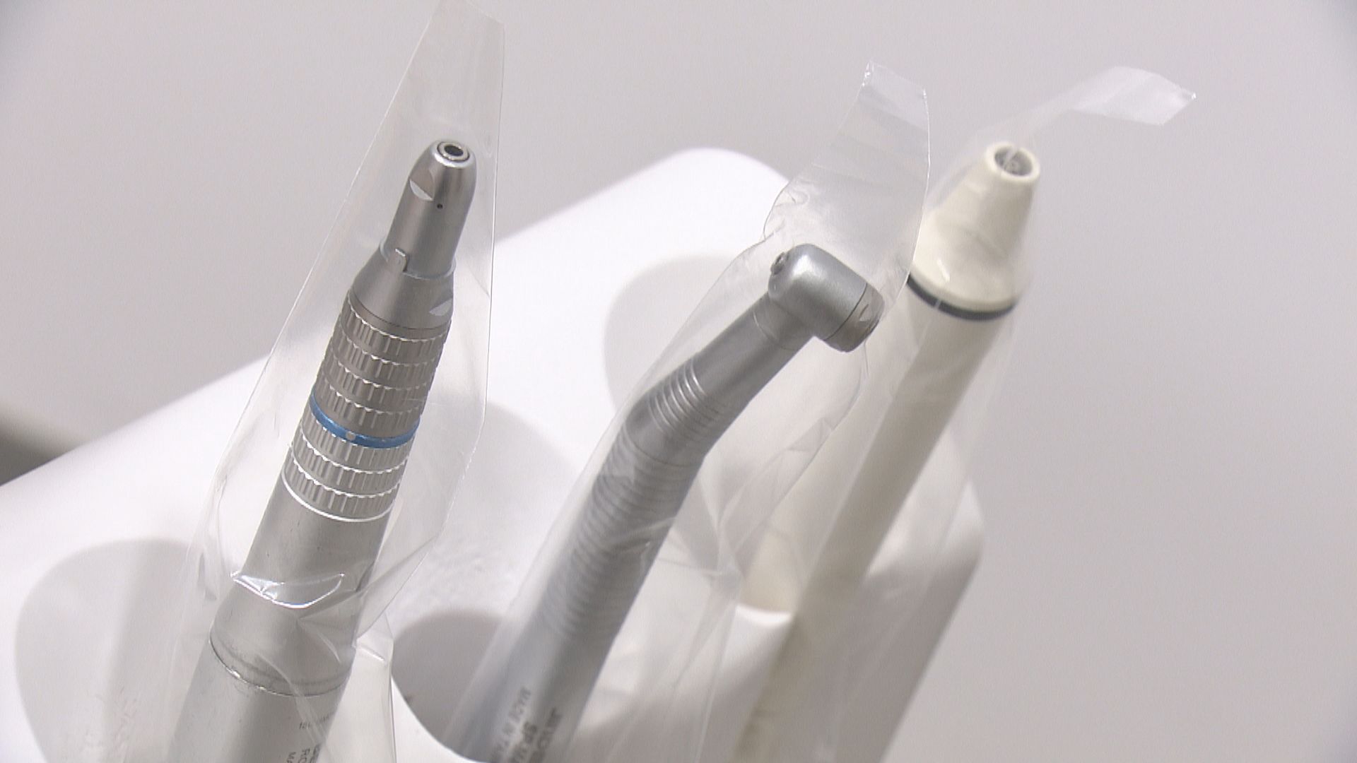 政府擬規定牙科生公營實習一年、服務兩年　牙醫學會斥要求嚴苛