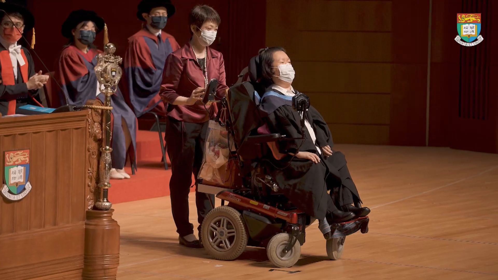 肌萎勇士周佩珊港大畢業