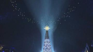 香港迪士尼樂園舉行 聖誕樹亮燈儀式