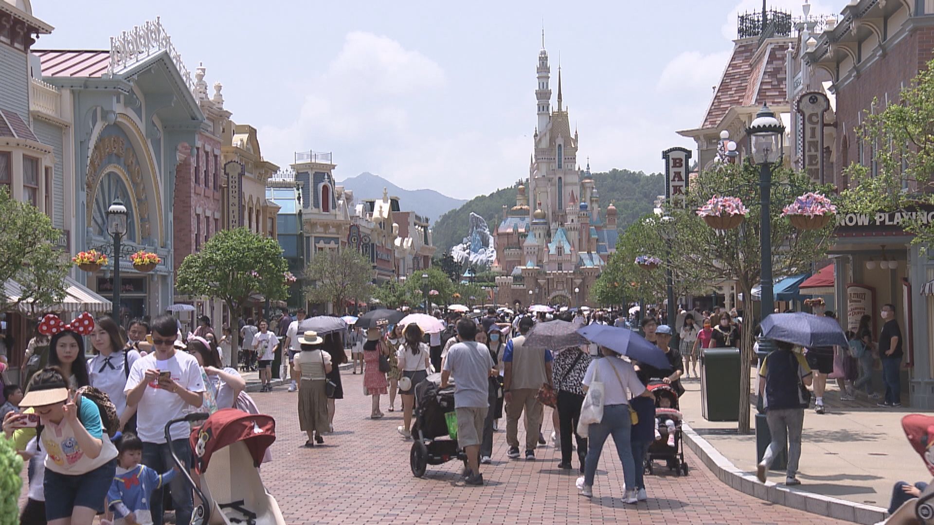 香港迪士尼2024年度轉虧為盈　入場人次破紀錄達770萬