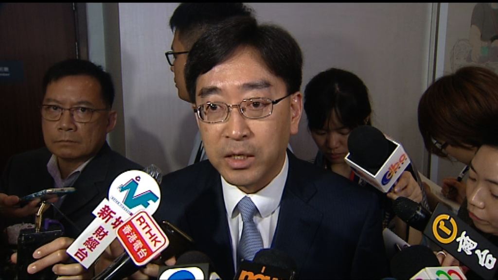 高永文憂拉布拉倒骨灰龕法例