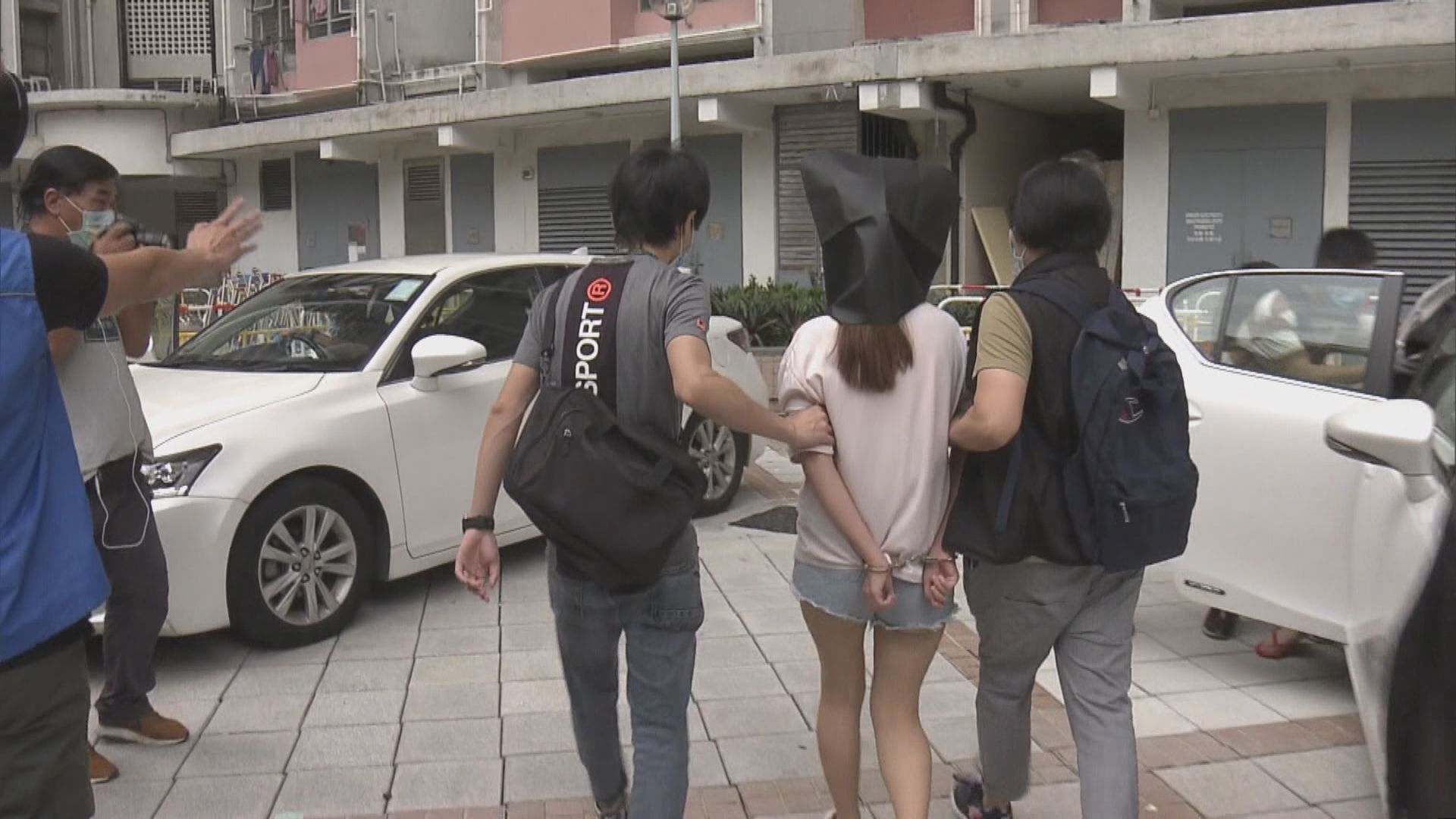 天水圍男女向遺失狗隻女子勒索狗隻贖金被捕