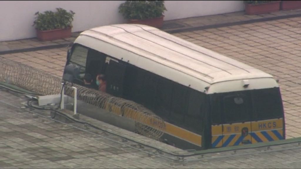 曾蔭權轉抵赤柱監獄服刑