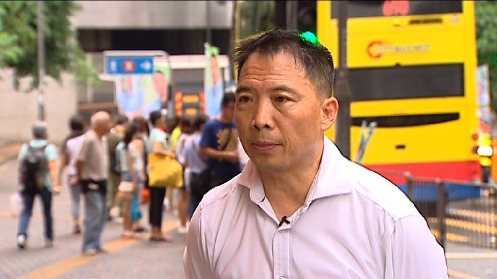 民主黨主席只得胡志偉報名角逐