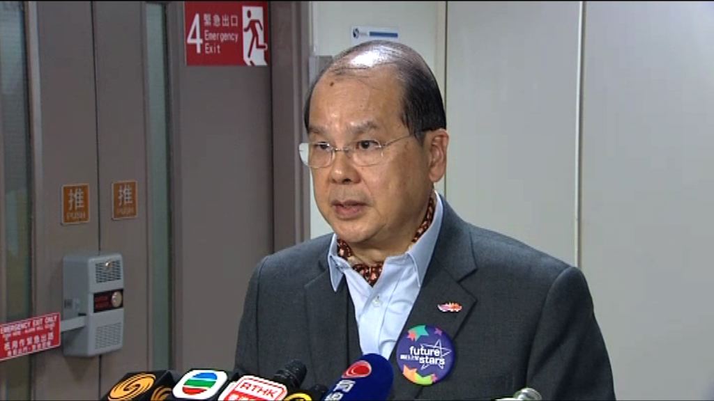 周庭提名無效　政府：民主自決不符憲法