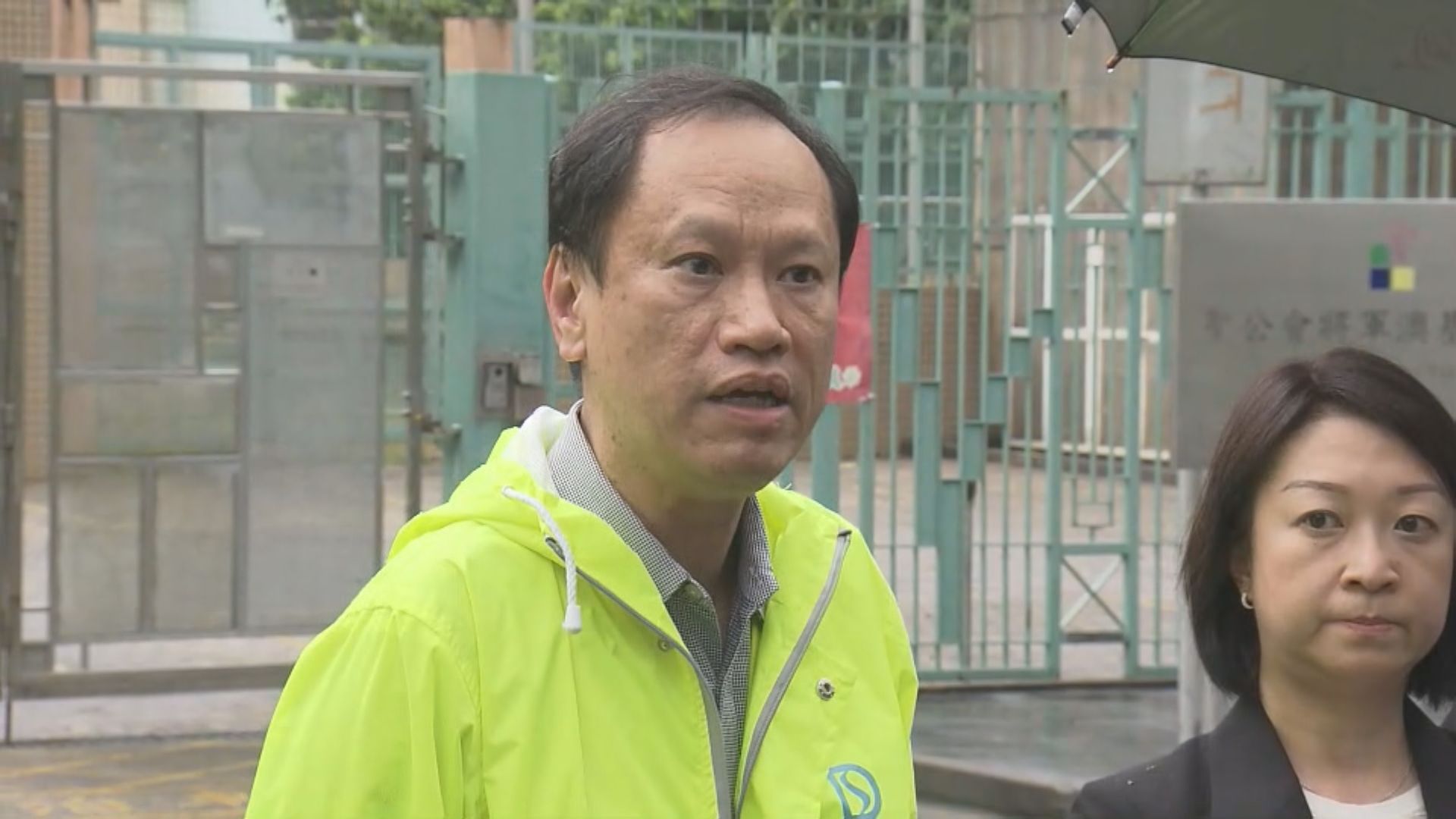 渠務署：全日收到8宗水浸報告 大雨引發積水是無可避免