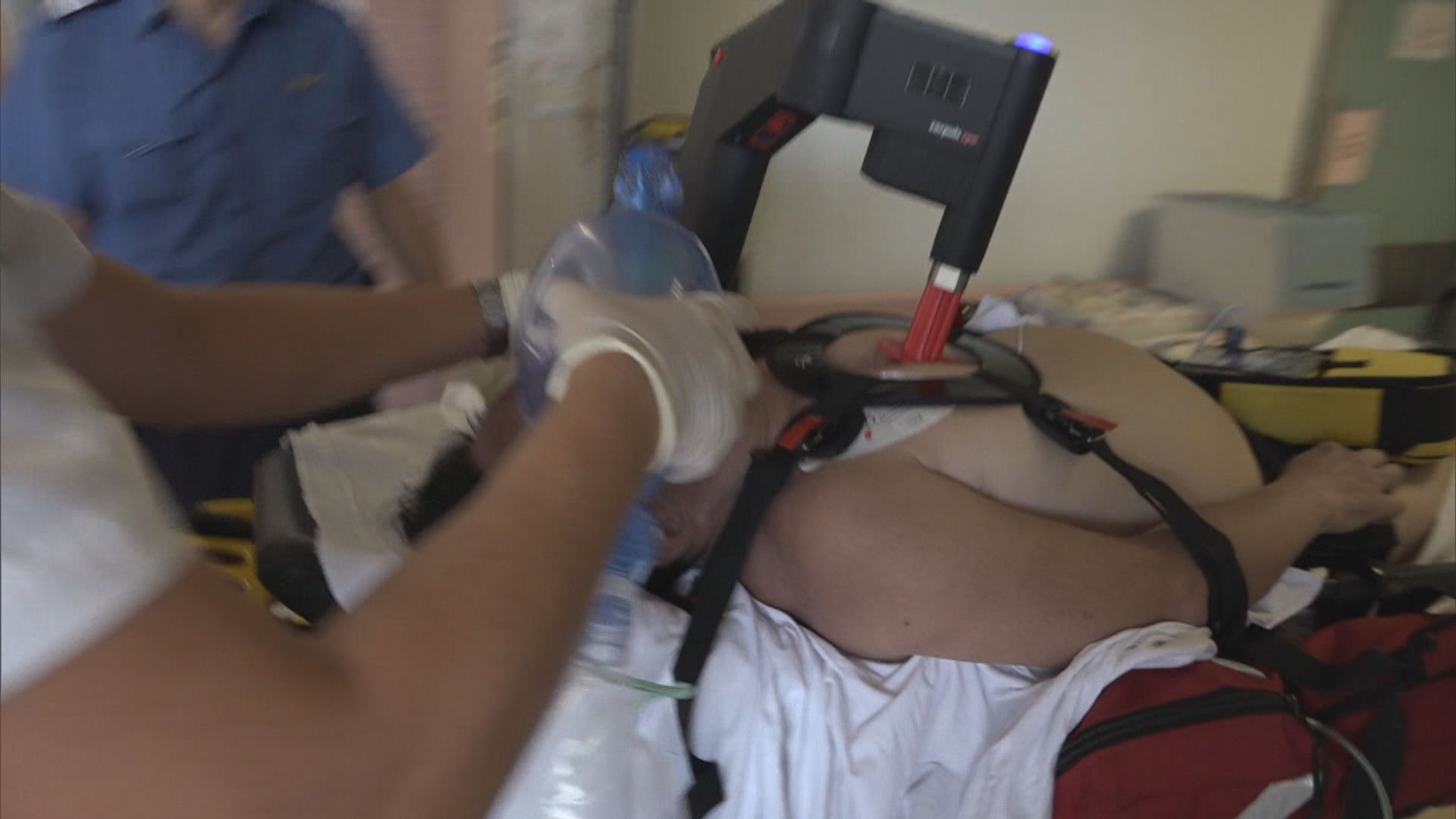 深水灣泳灘男泳客遇溺昏迷送院