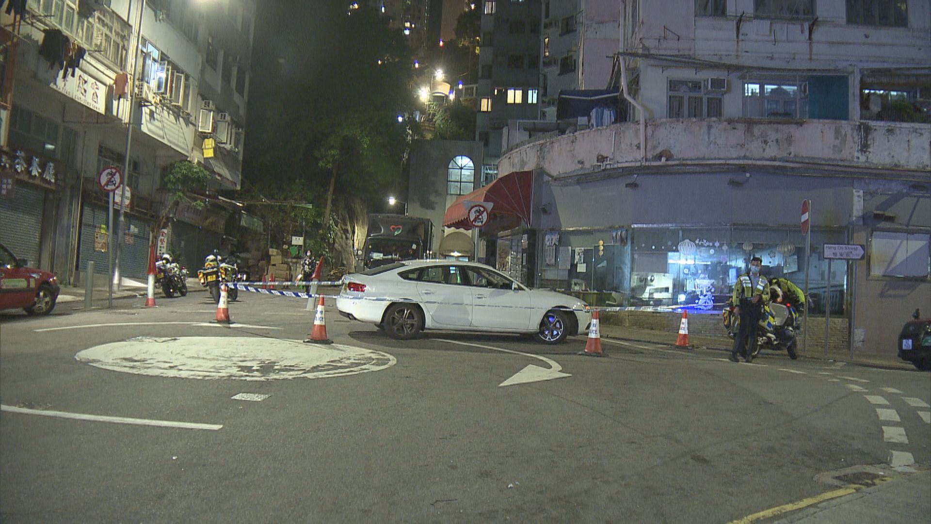 警牛頭角截停私家車　拘男司機檢冰毒