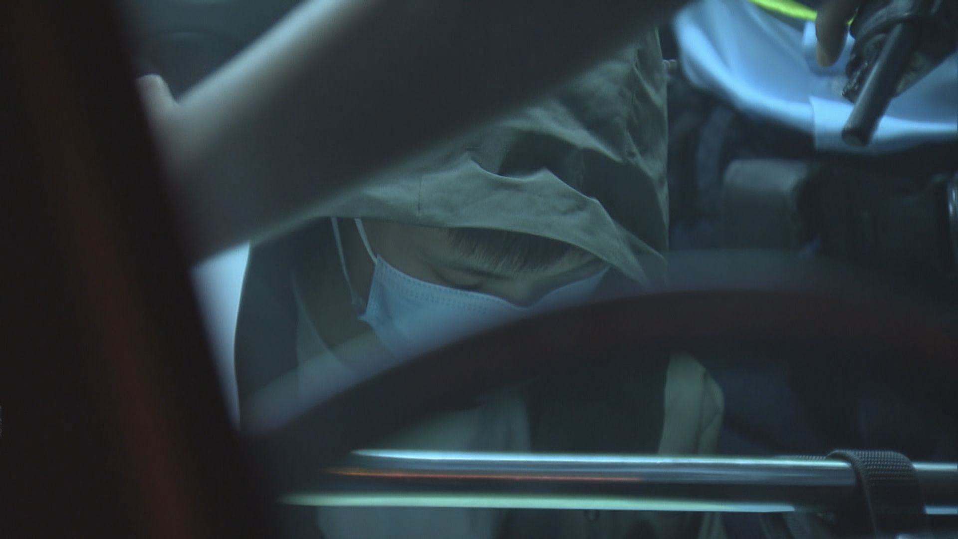 警西灣河截查客貨車　拘司機涉藏毒