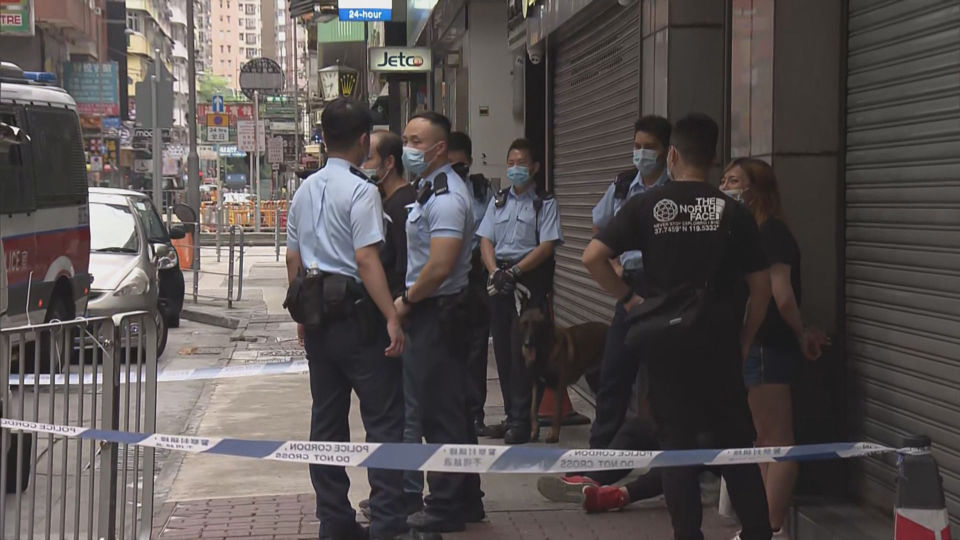 警旺角查可疑車檢冰毒武器　拘四男女