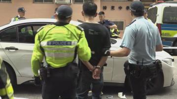 警員旺角查私家車 檢獲利刀毒品拘男司機