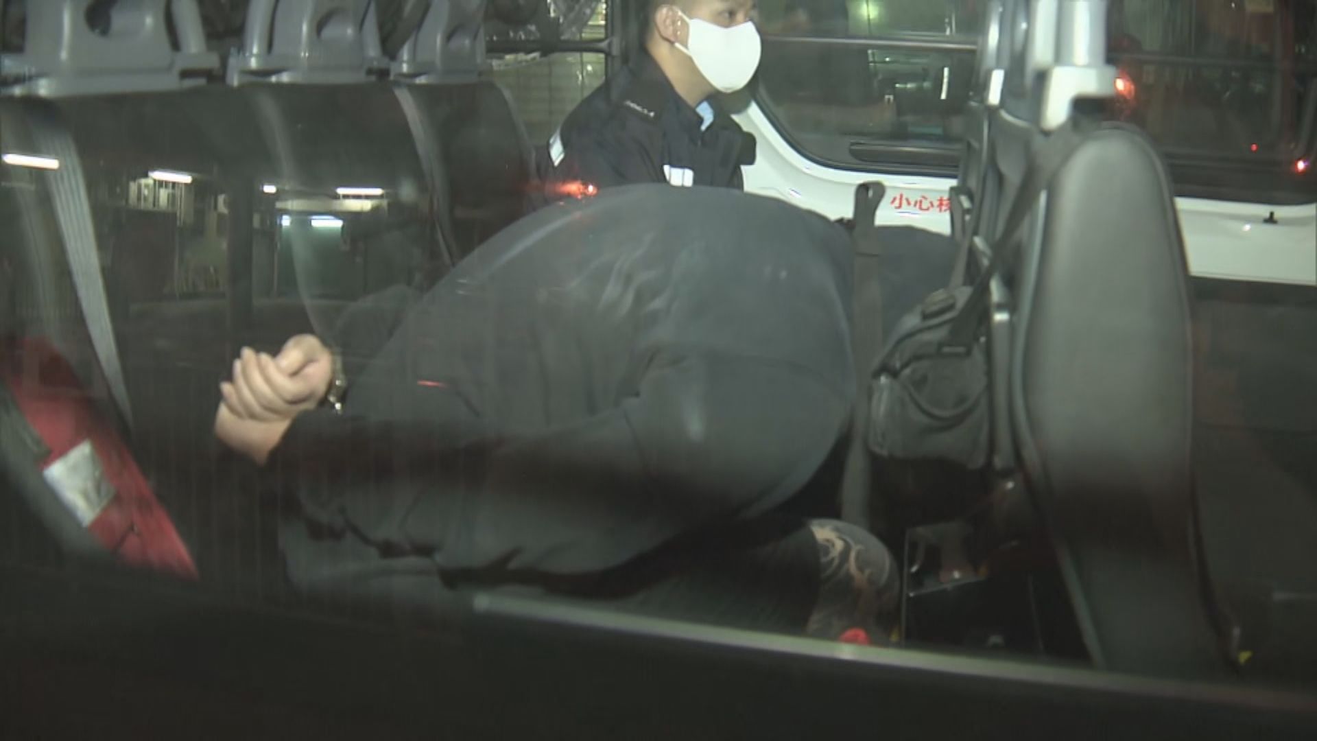 警方沙田截查私家車檢毒品拘兩漢