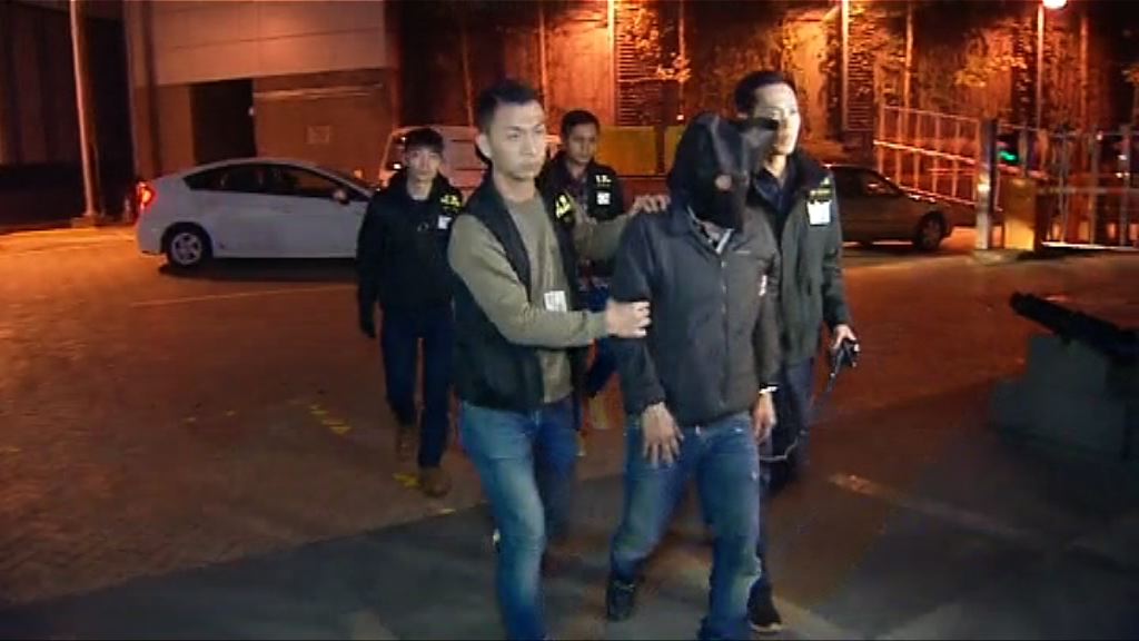 警方大埔搗大麻種植場拘兩男子