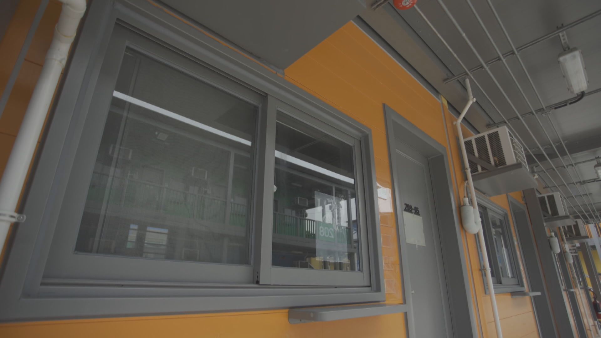 21名考生竹篙灣考英文聆聽試　3人入住後不適無應試