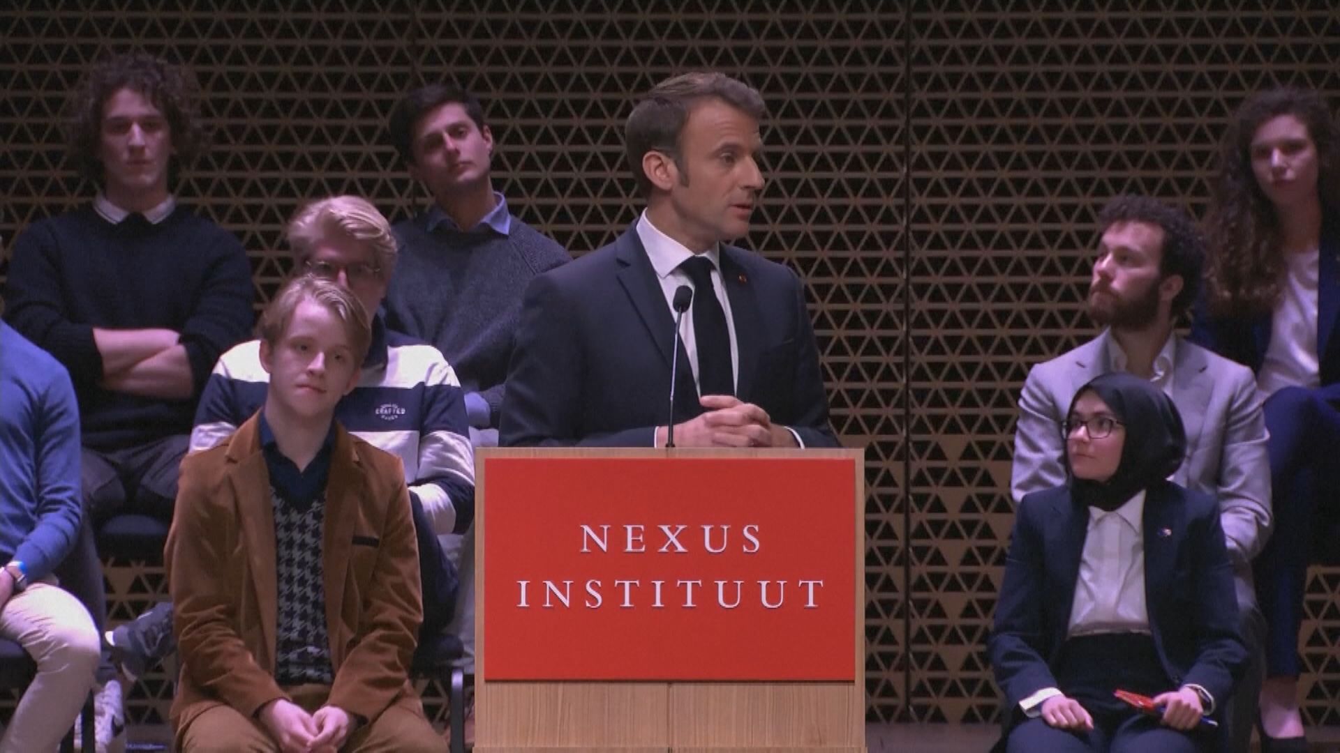 馬克龍國事訪問荷蘭　就歐洲主權發表演說