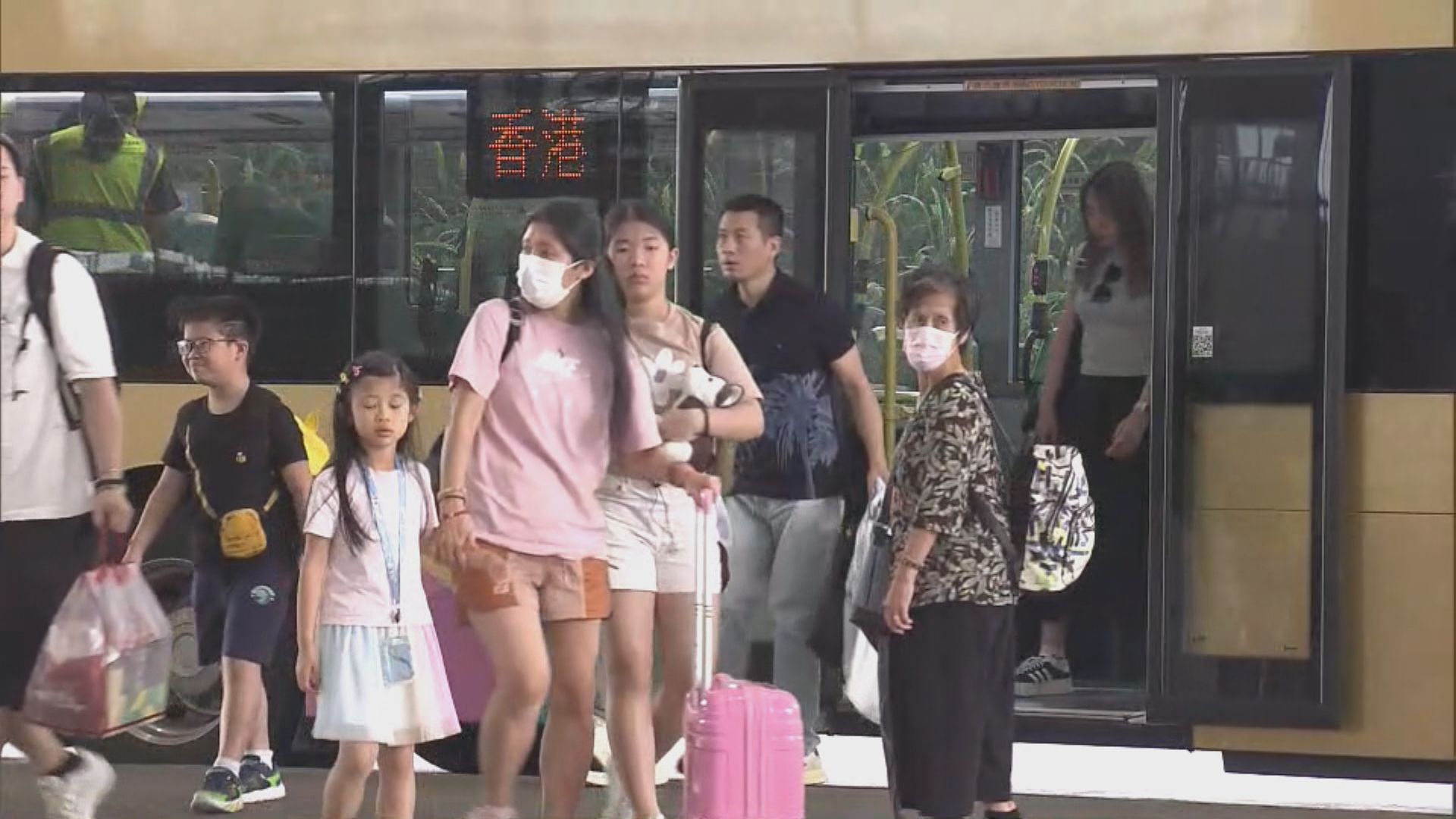 復活節長假期結束　截至下午4時約31萬人次入境