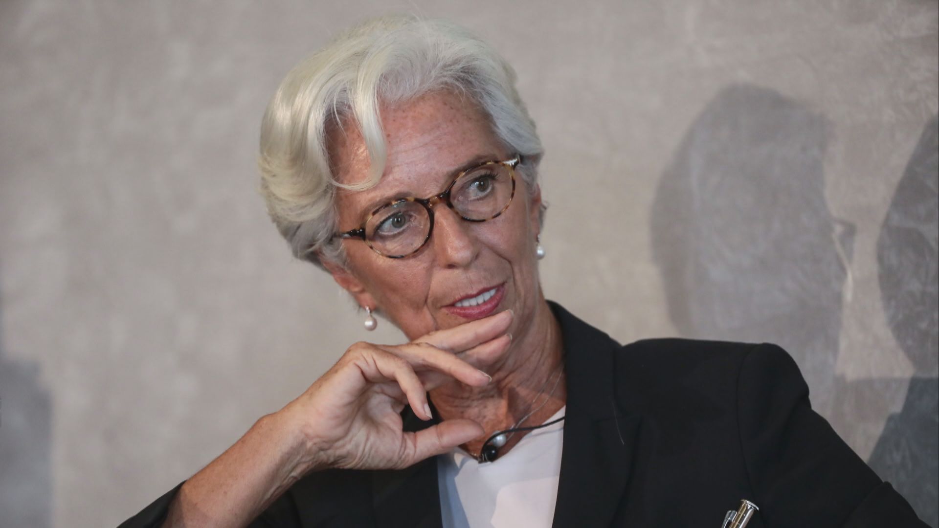 拉加德：疫情爆發為經濟前景增加新的不確定