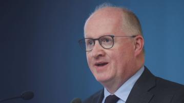 歐洲央行首席經濟學家：太快減息將會適得其反