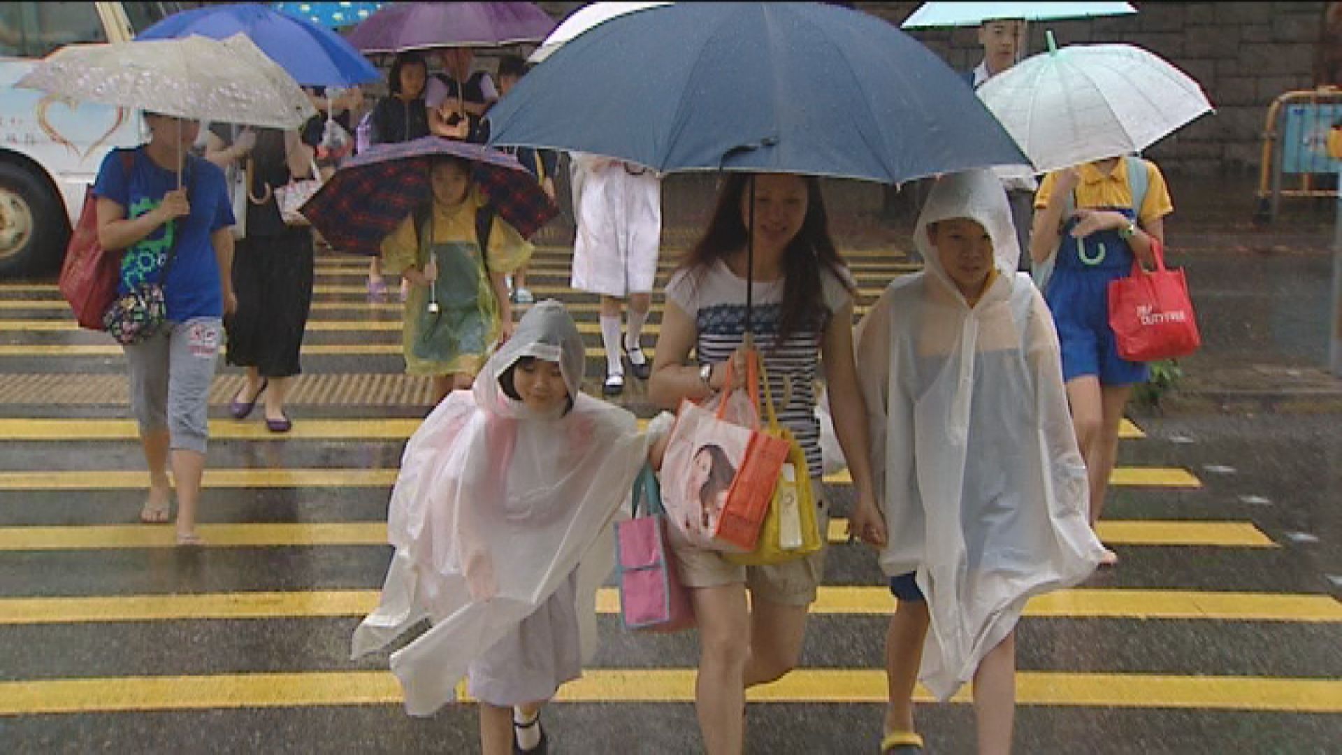 教育局建議家長可按天氣自行決定子女應否上學