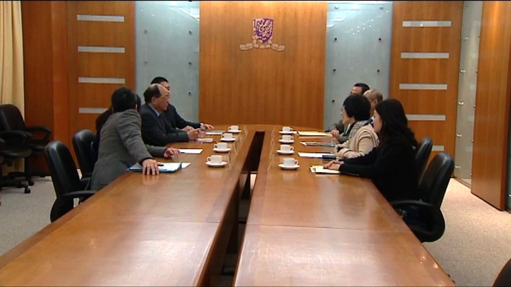 教育局就學生自殺事件晤中大副校