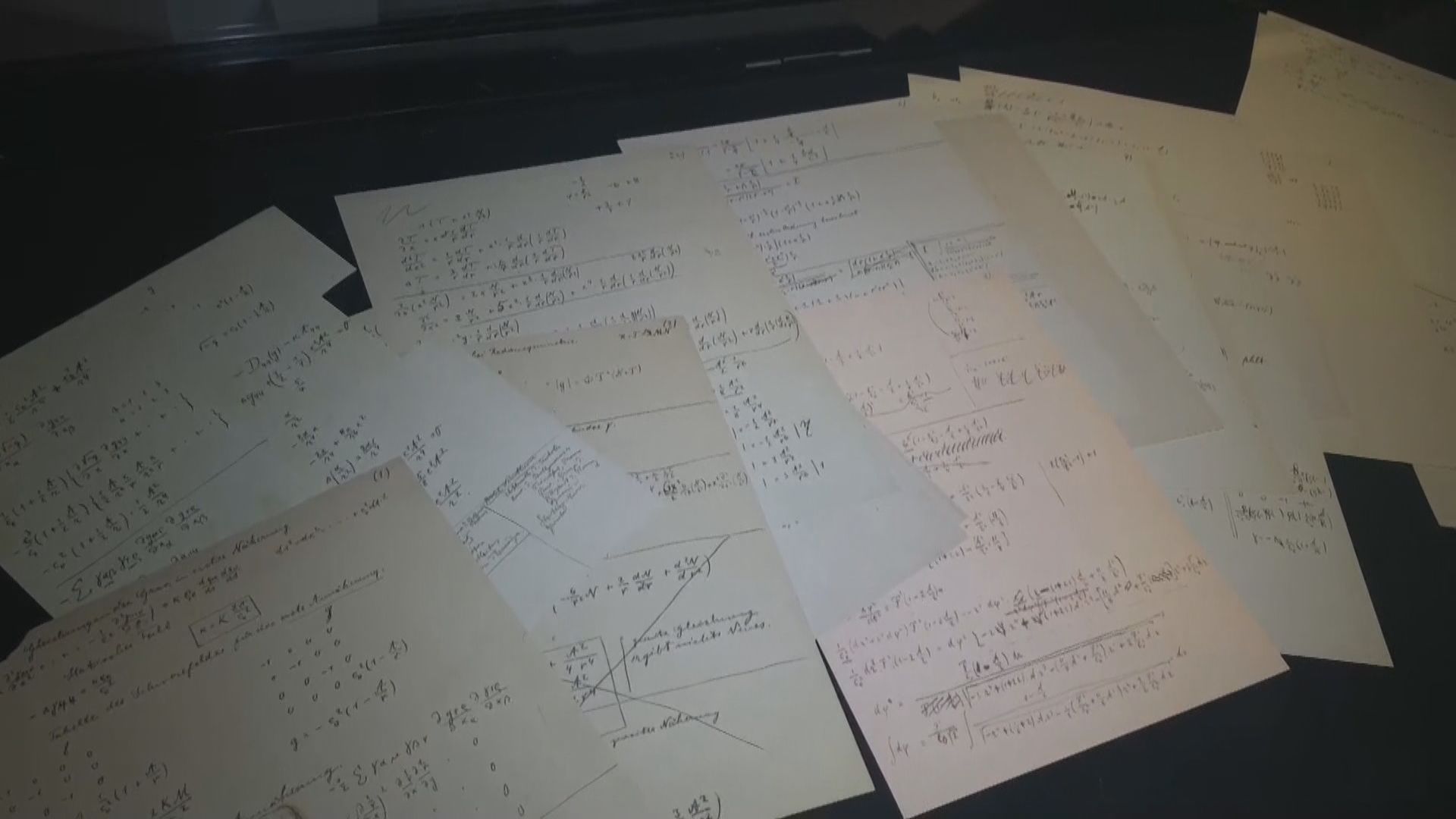 愛因斯坦罕見手稿以逾一億港元成交