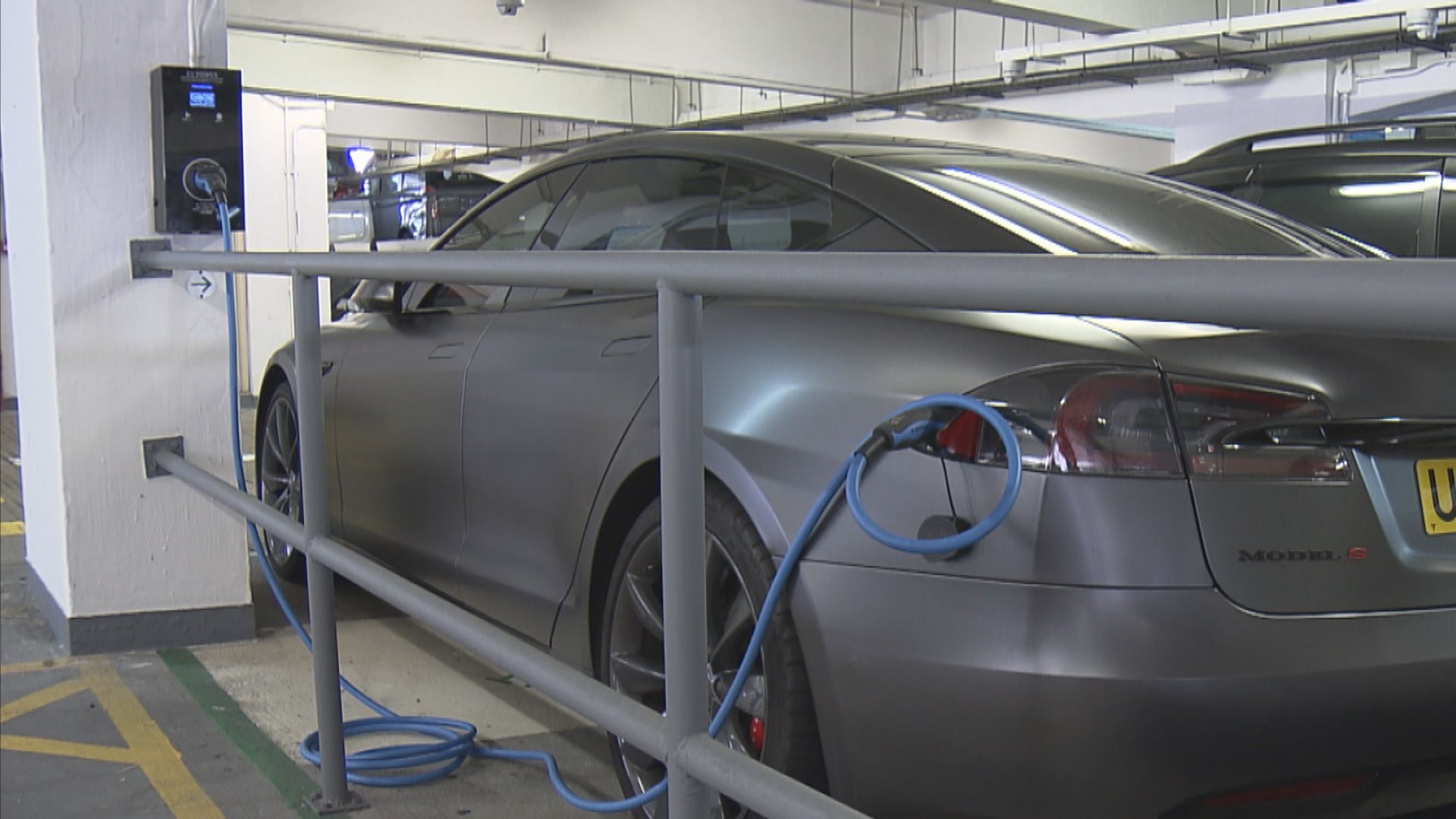 首季電動車銷量佔新售私家車的一半　環境局形容屬歷史性增幅