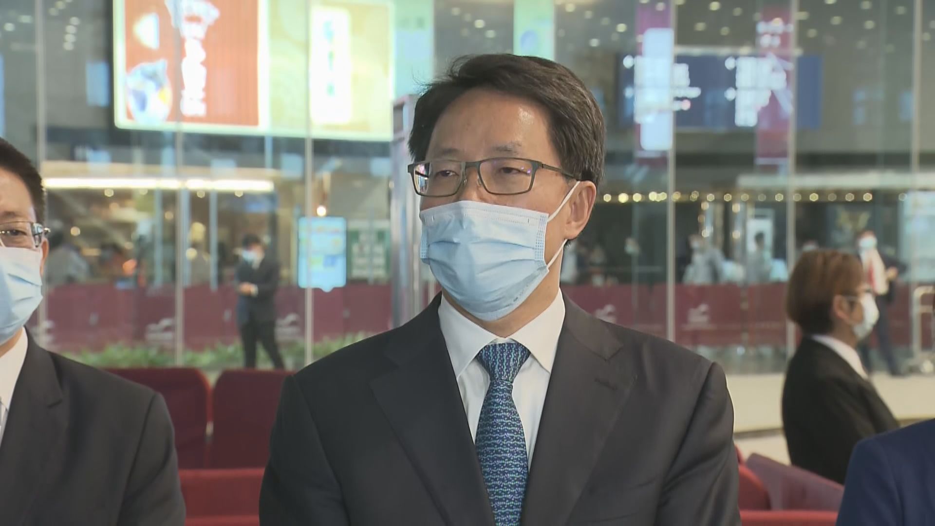 張曉明：有議員將區議會變成為挑戰一國兩制的平台