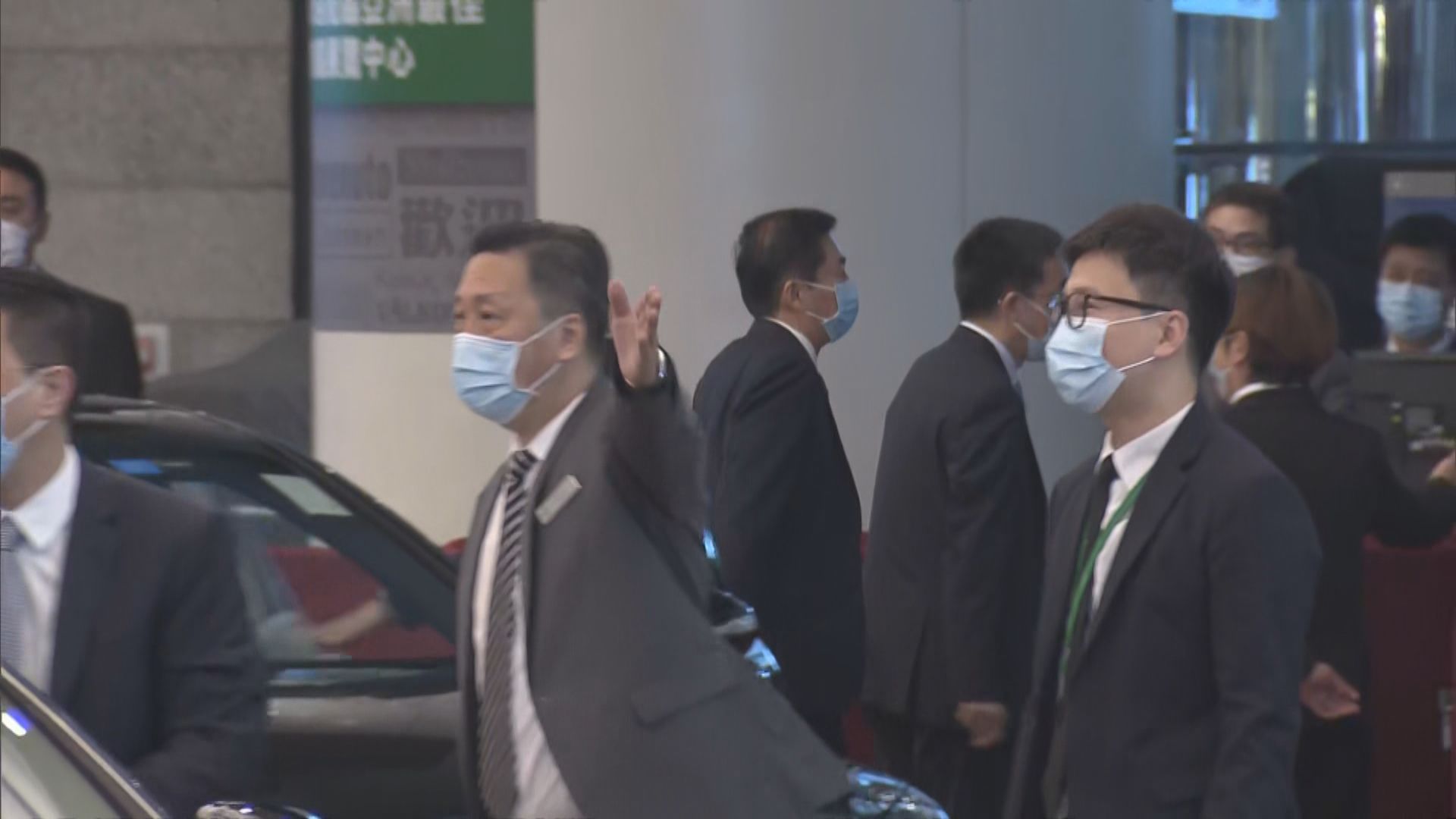 中央官員連續兩日出席座談會就修改選舉制度聽意見