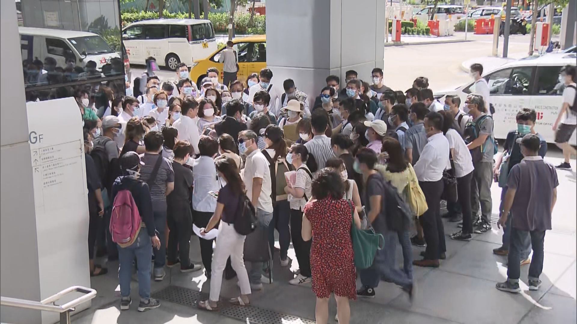 有團體反對近二百名體藝文出選民資格　被裁判官駁回